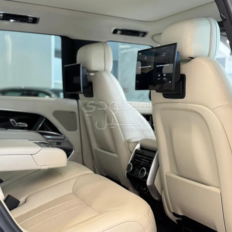2023 Land Rover Range Rover HSE