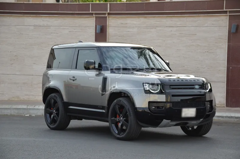 2025 Land Rover Defender X