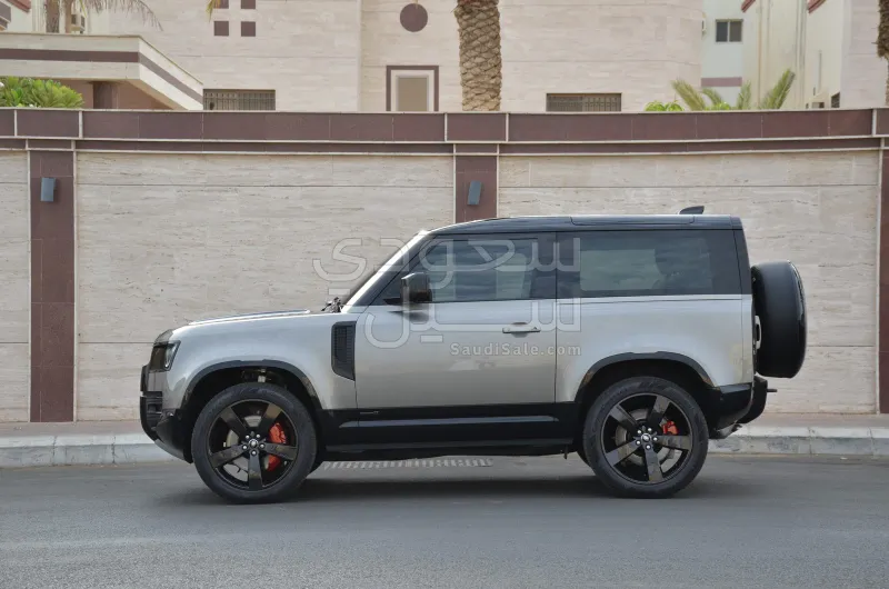 2025 Land Rover Defender X