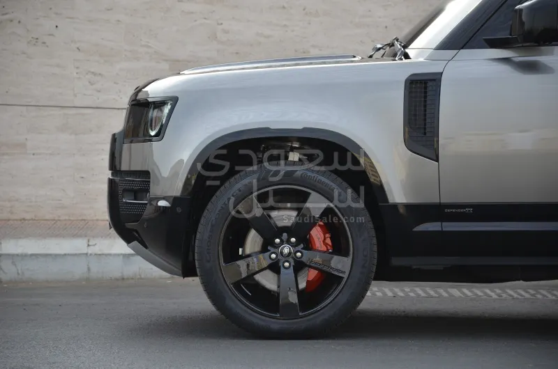 2025 Land Rover Defender X