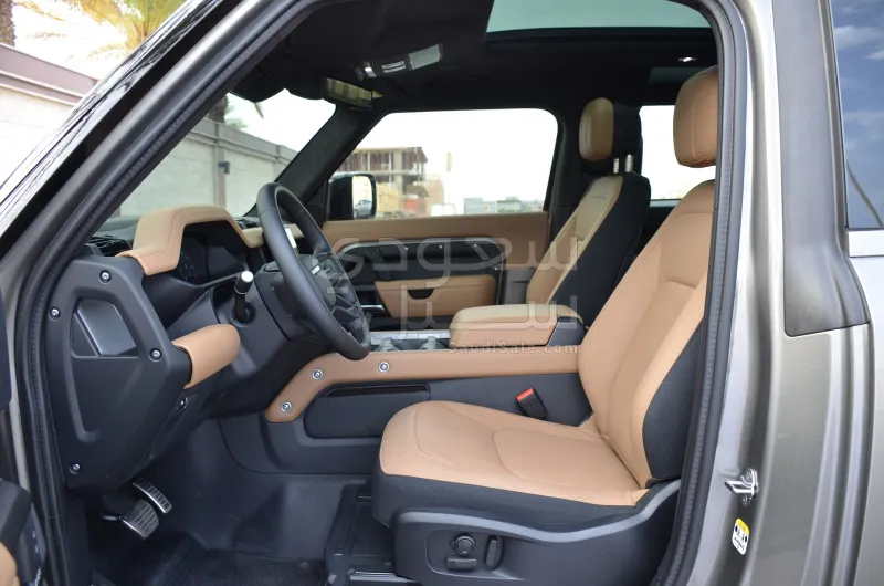 2025 Land Rover Defender X