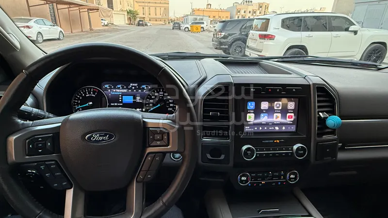 2021 Ford Expedition XLT