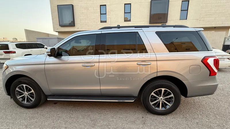 2021 Ford Expedition XLT