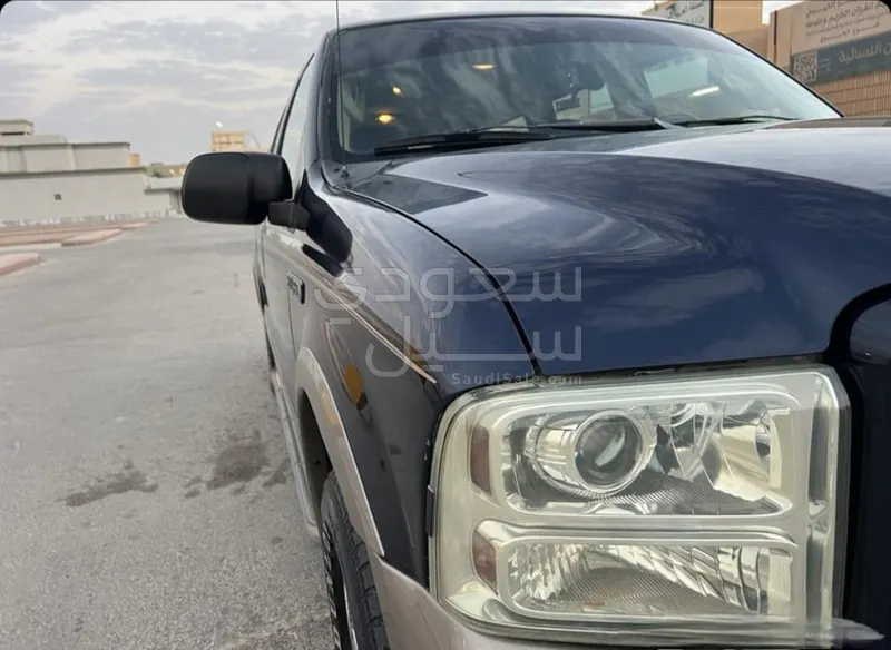 2005 فورد اكسكيرجن