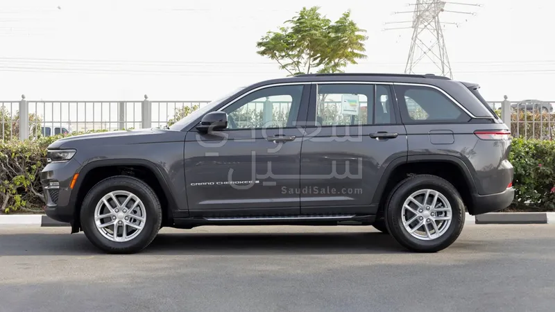 2024 Jeep Grand Cherokee Laredo