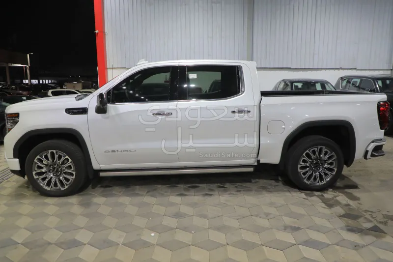 2024 GMC Sierra Denali ultimate