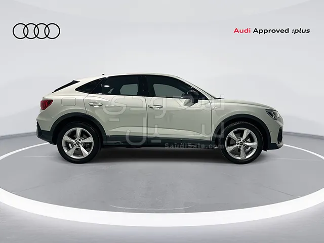 2024 Audi Q3 S Line
