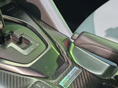 2024 نيسان جي تي - ار