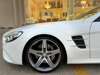 2019 Mercedes-Benz SL 400