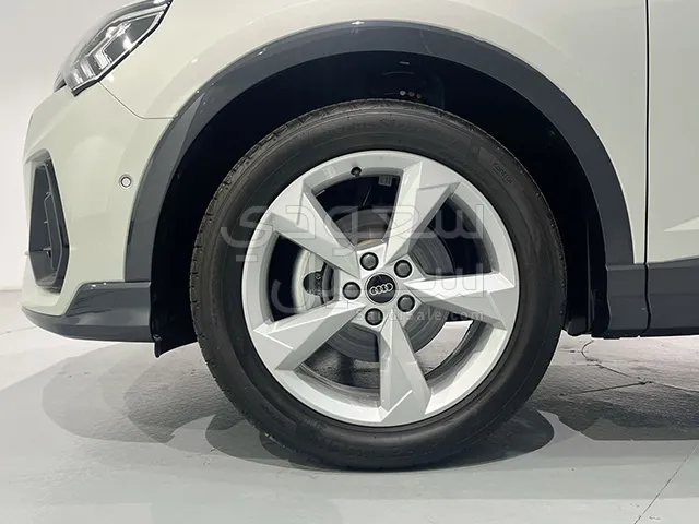 2024 Audi Q3 S Line