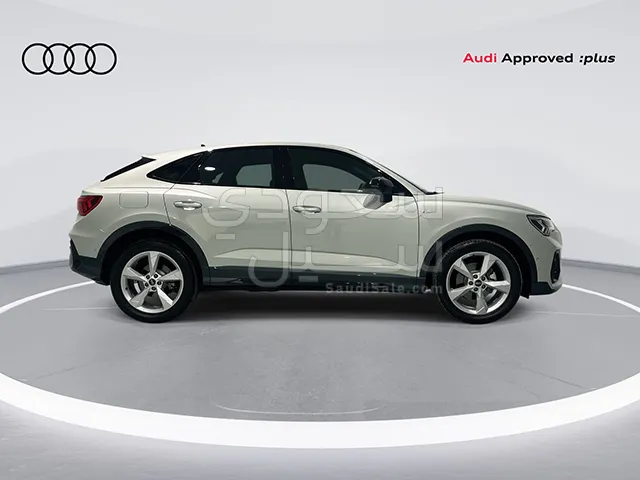 2024 Audi Q3 S Line