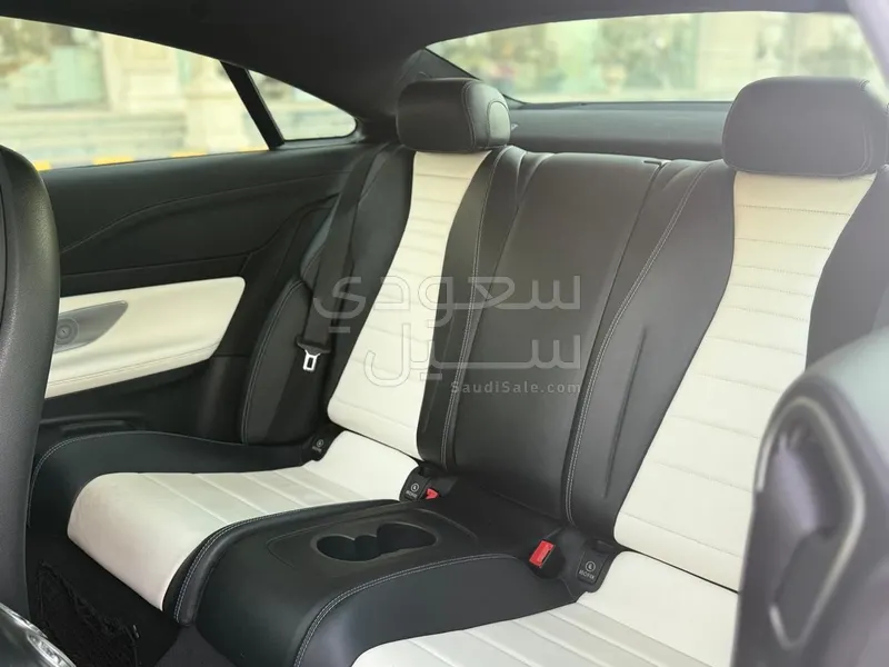 2019 Mercedes-Benz E 400 coupe