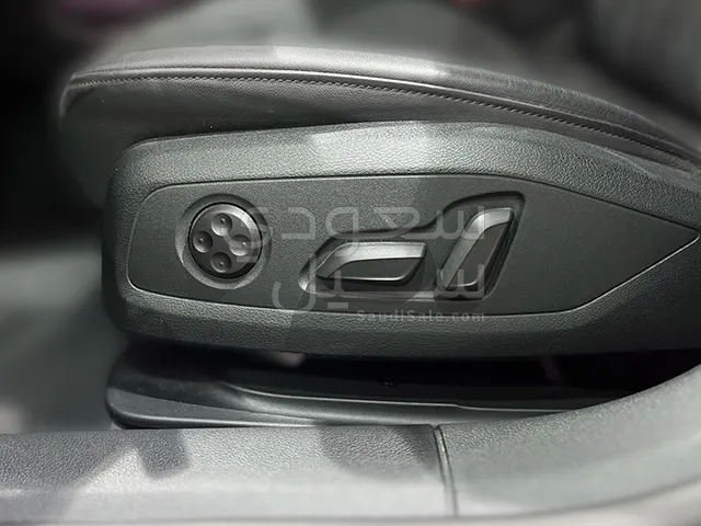 2024 Audi A5 40 TFSI S line