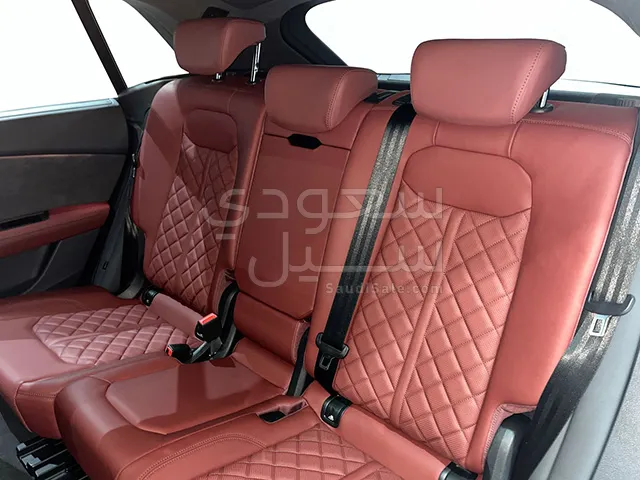 2024 Audi SQ8