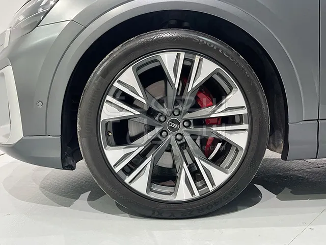 2024 Audi SQ8