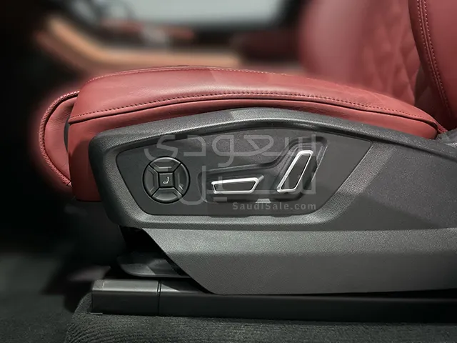 2024 Audi SQ8