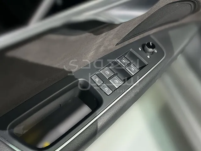 2020 Audi A8 50 TEFI