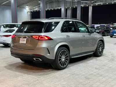 2021 مرسيدس - بنز جي إل إي 350