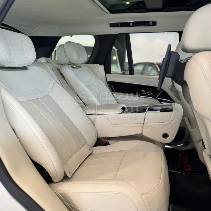 2024 Land Rover Range Rover Autobiography