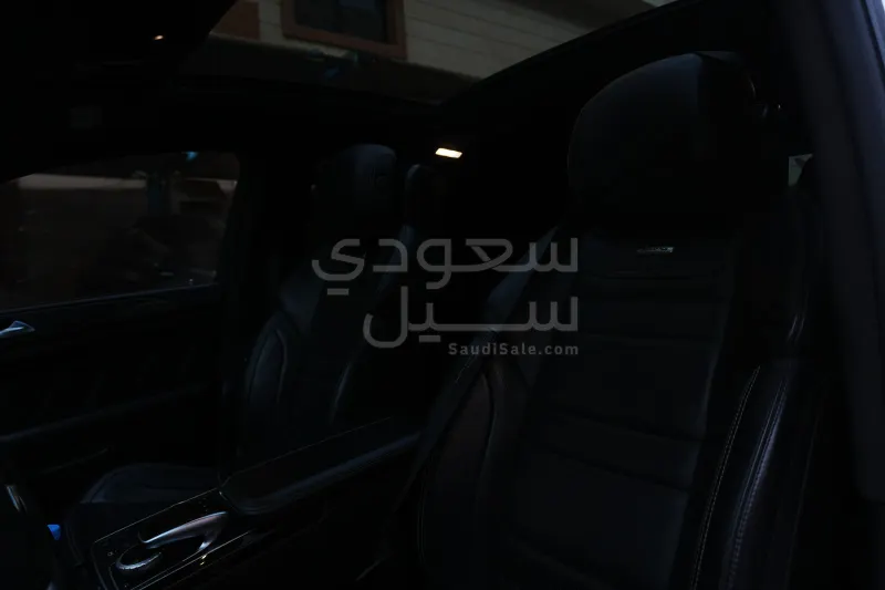 2017 مرسيدس - بنز جي إل إي 63إس أي إم جي