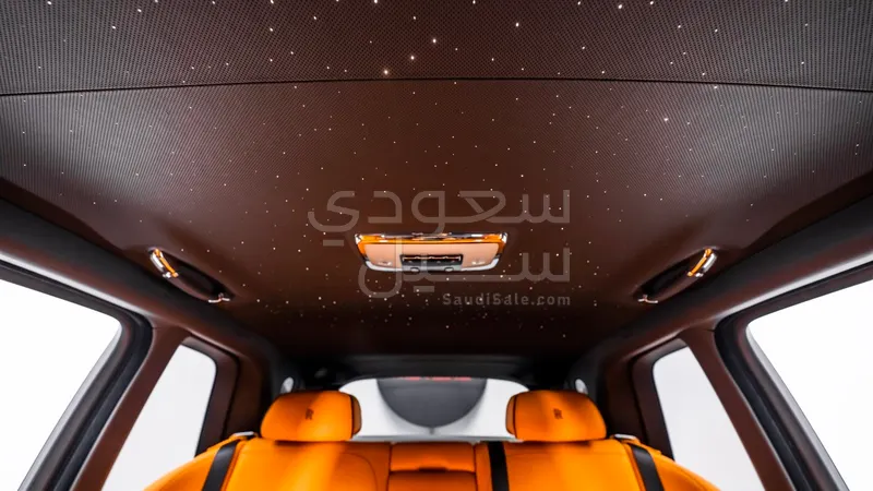 2022 رولز رويس كولينان بلاك بادج