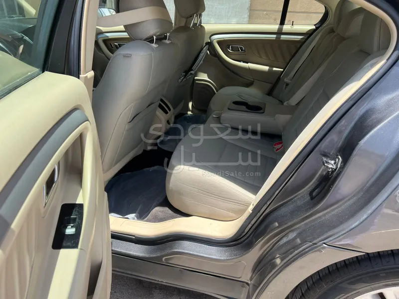 2017 فورد توروس