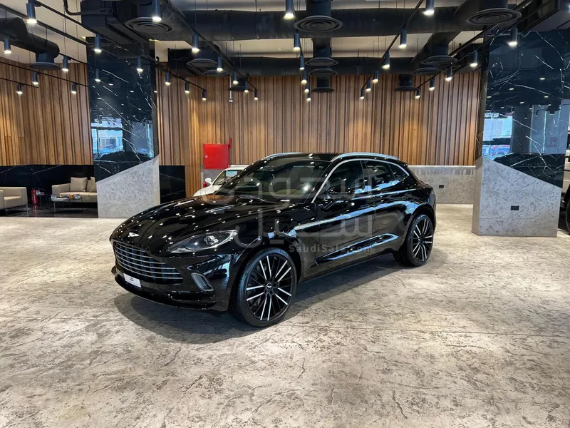 2021 Aston Martin DB X