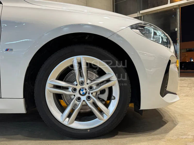 2023 BMW 1 Series 120i