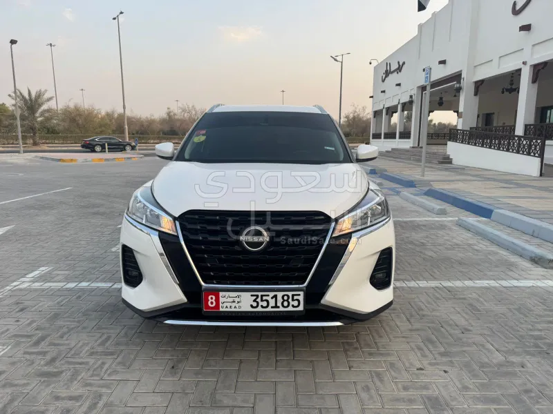 2023 Nissan Kicks SL