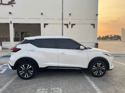 2023 Nissan Kicks SL