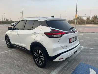 2023 Nissan Kicks SL