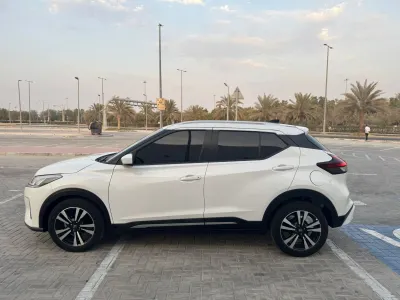 2023 Nissan Kicks SL