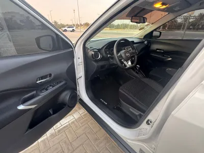 2023 Nissan Kicks SL