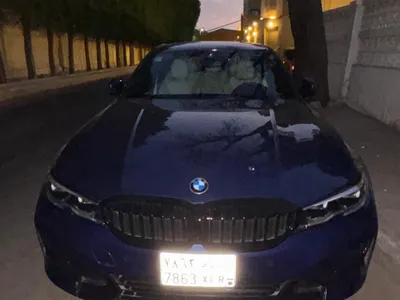 2022 بي ام دبليو الفئة الثالثة 330 أي