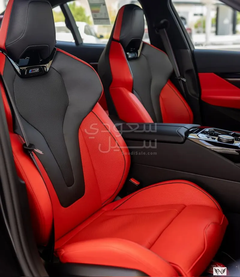 2025 BMW M Series M5 Competition
