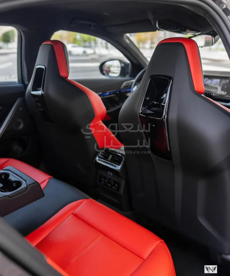 2025 BMW M Series M5 Competition