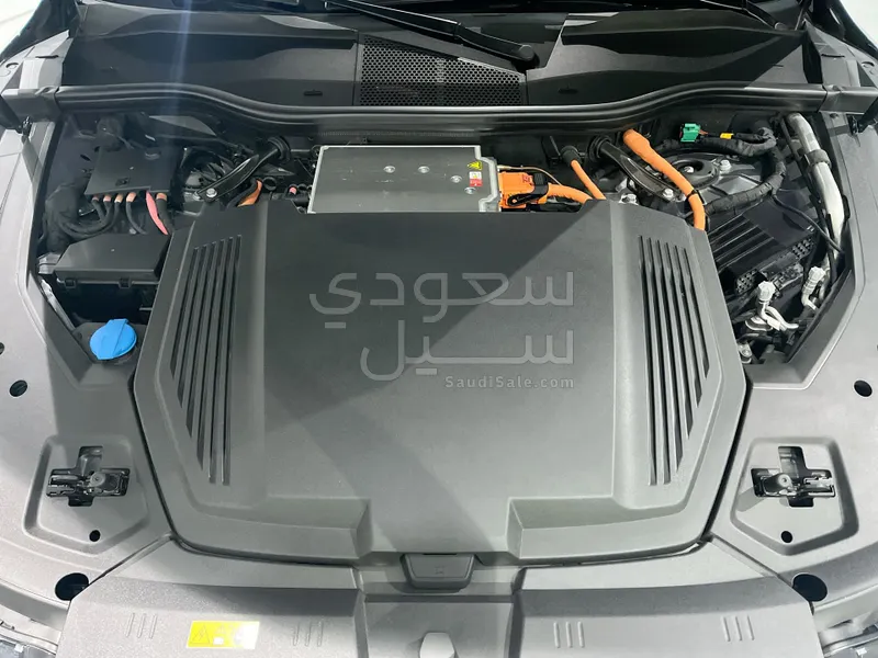 2024 Audi e-tron Sportback S line 55 quattro