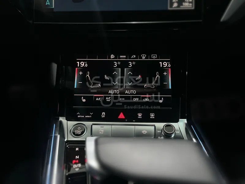 2024 Audi e-tron Sportback S line 55 quattro