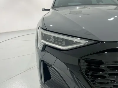 2024 Audi e-tron Sportback S line 55 quattro