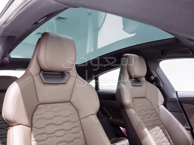 2023 Audi e-tron GT quattro