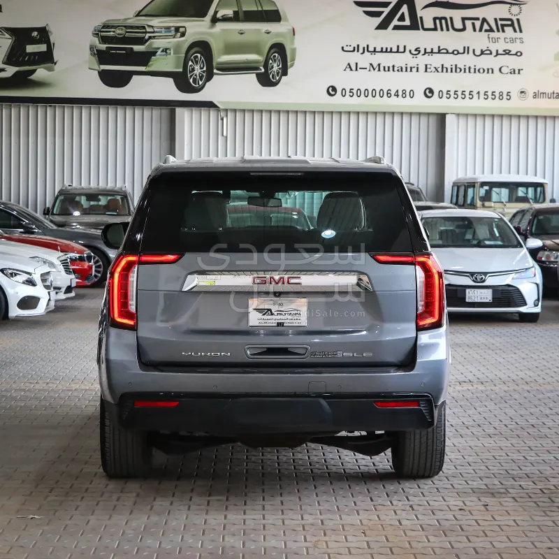 2021 GMC Yukon SLE