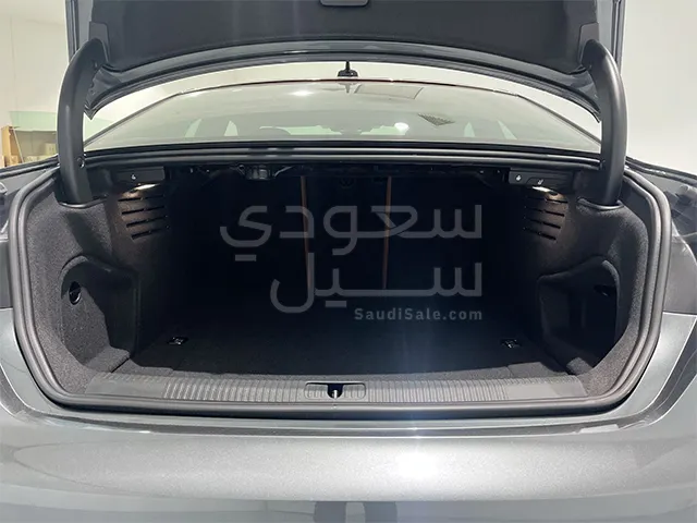 2024 Audi A5 40 TFSI S line