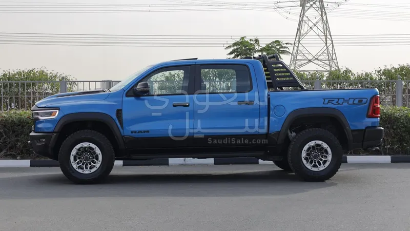 2025 دودج رام تي ار اكس
