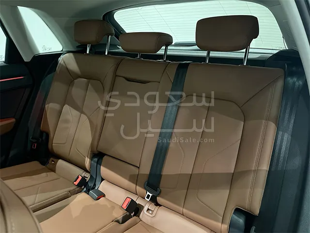 2024 Audi Q3 S Line