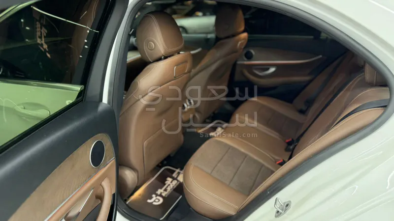 2021 Mercedes-Benz E 200