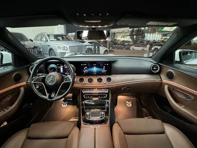 2021 Mercedes-Benz E 200