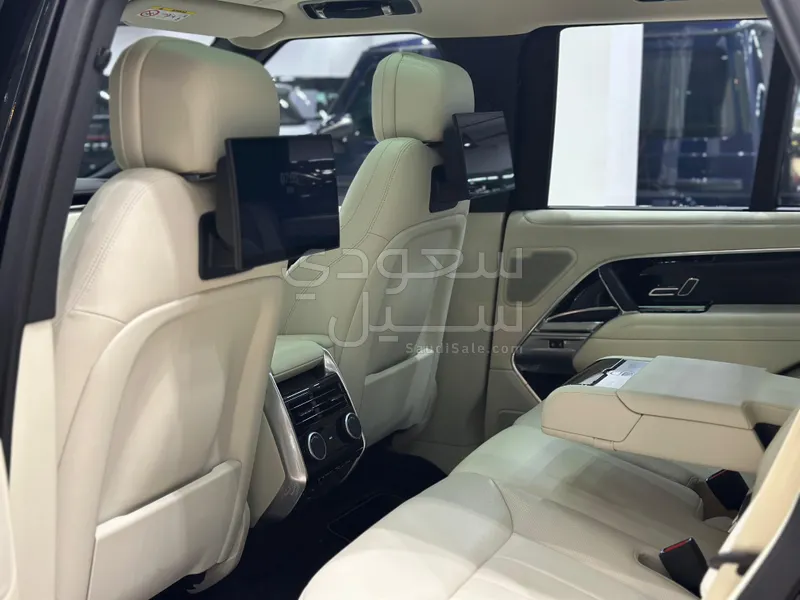 2024 Land Rover Range Rover HSE