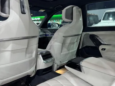 2023 BMW 7 Series 735i