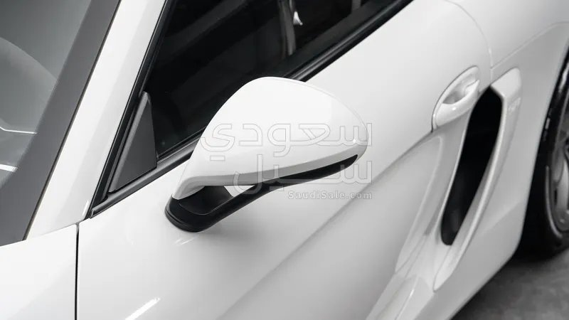 2016 Porsche Cayman GT4