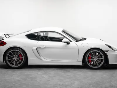 2016 Porsche Cayman GT4